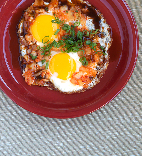 kimchi ramen with egg