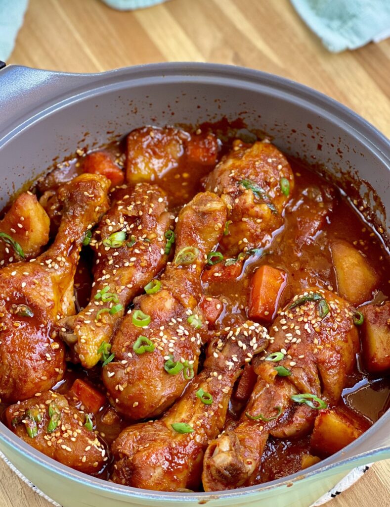 Korean Spicy Chicken Stew (Dak-Doh-Leeh-Tahng) 4 Person